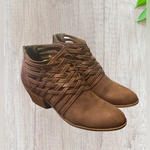 Fergalicious by Fergie “Bandana” Brown Booties in Sz 11 - Picture 2 of 8